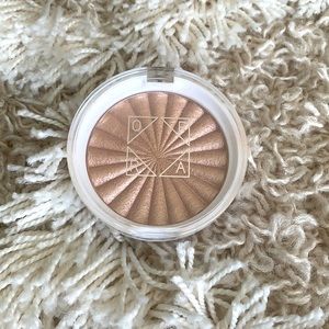 OFRA highlighter in blissful - new